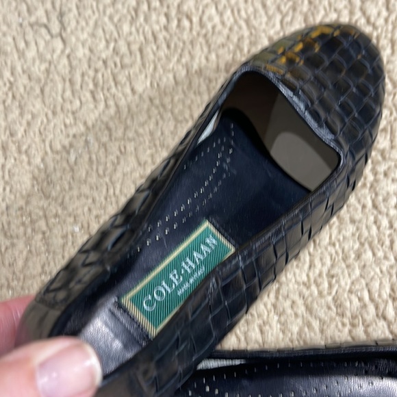 Cole Haan black leather flat slip on - Picture 5 of 5